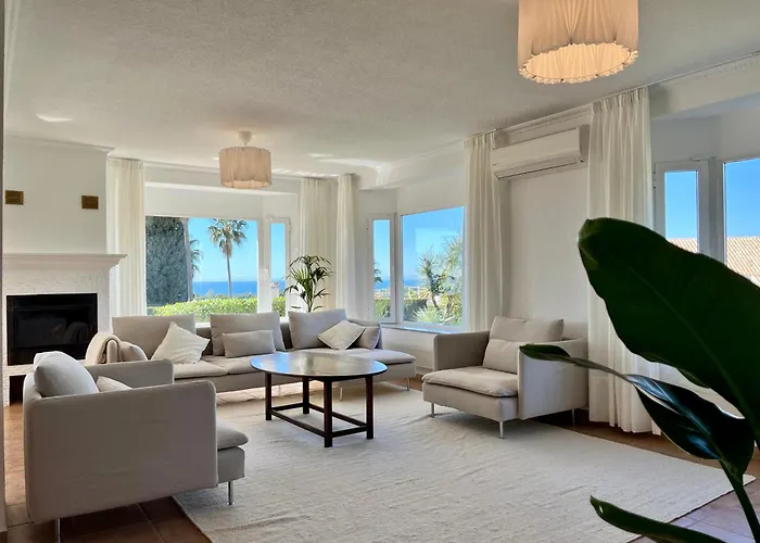 Private In Elviria