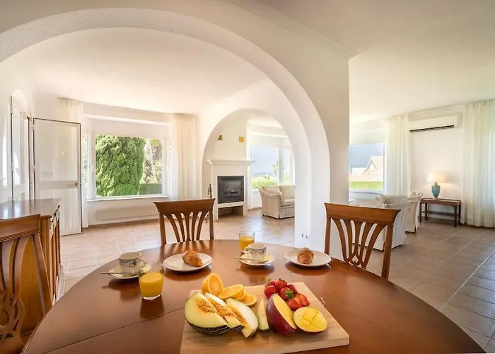 Private In Elviria Appartement Marbella