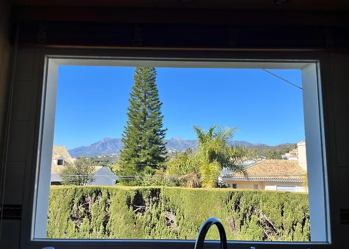 Private In Elviria شقة ماربيا